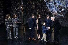 Klaipėdos valstybiniame muzikiniame teatre penktadienio vakarą paskelbti konkurso laureatai ir įteikti prestižiniai teatro apdovanojimai – „Auksiniai scenos kryžiai“. Klaipėdos valstybiniame muzikiniame teatre penktadienio vakarą paskelbti konkurso laureatai ir įteikti prestižiniai teatro apdovanojimai – „Auksiniai scenos kryžiai“.