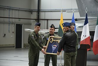 Oro policijos misiją Šiauliuose perėmė Lenkija ir Rumunija Oro policijos misiją Šiauliuose perėmė Lenkija ir Rumunija