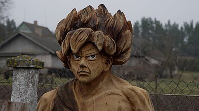 Medžio meistras Valerijus Kunigelis ir jo kūryba 