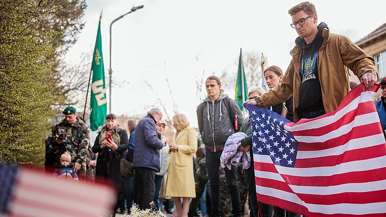 „Tokio precedento neturėjome“: skelbiama, kaip bus atsisveikinama su žuvusiais JAV kariais