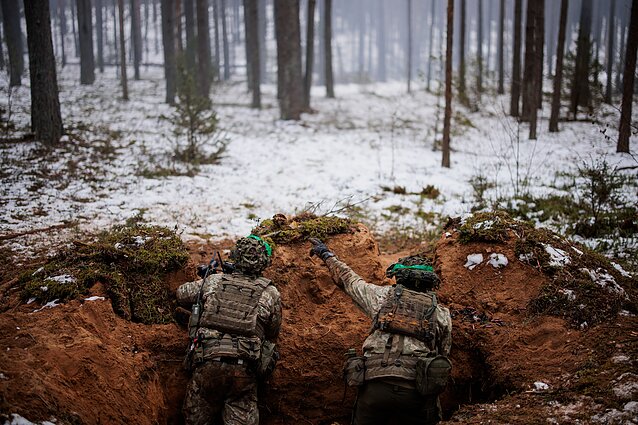 Учения Вооружённых сил Литвы (ассоциативное)