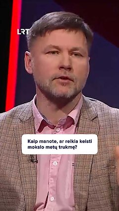 Diskusija: ar reikia trumpinti mokslo metus?