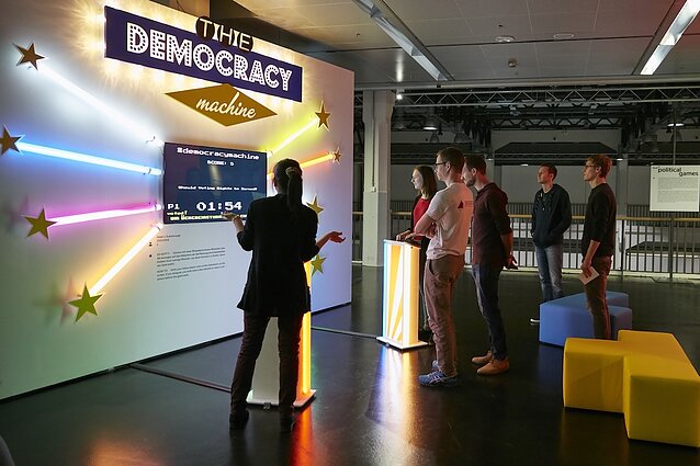 Medijų meno centre (ZKM) veikianti paroda „zkm_gameplay. the next level“