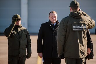 Pasieniečiai pristatė įsigytą sraigtasparnį rusų traukiniams lydėti