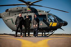 Pasieniečiai pristatė įsigytą sraigtasparnį rusų traukiniams lydėti