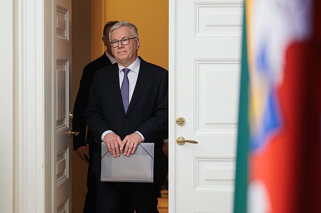 Šadžiui pasiūlius ministrams taupyti, dalis jų kategoriškai to atsisako: „Lašinių neturime“