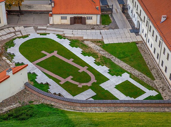 Šv. Onos ir Šv. Barboros bažnyčių pamatai Šv. Onos ir Šv. Barboros bažnyčių pamatai
