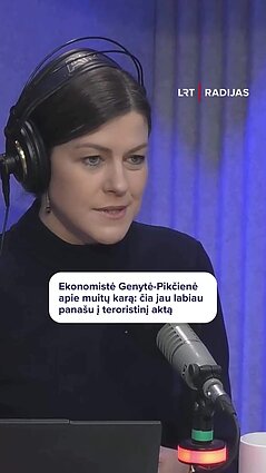 „Žaidžiama demokratija“: įvertino Trumpo muitų karą