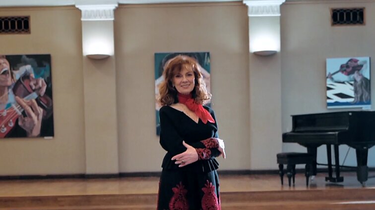 Veiklomis aptekusi aktorė Kochanskytė: pasas – priminimas, kad amžinybės jau neturi