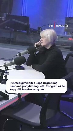 Kapo vagystę bando įrodyti pusmetį: fotografuokite kapą ir darykitės „selfius“