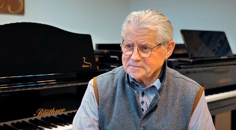 Pusę amžiaus tarp klavišų praleidęs Adolfas: apie meilę kalbėsim, kai sulauksiu šimto