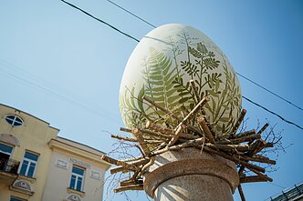 Vilnius has unveiled a refreshed look for its well-known “Egg” sculpture