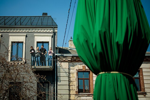 Vilnius has unveiled a refreshed look for its well-known “Egg” sculpture