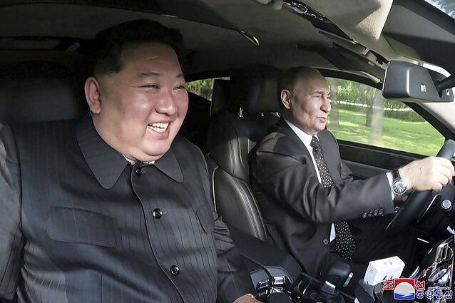 Kim Jong Unas ir Vladimiras Putinas Kim Jong Unas ir Vladimiras Putinas