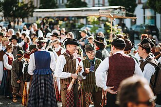 Festivalio dalyvių eitynės