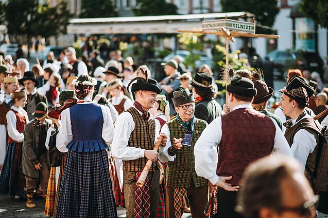 Festivalio dalyvių eitynės
