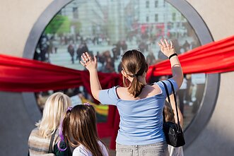 The Portal sculpture has been relocated from Vilnius Railway Station to Town Hall Square