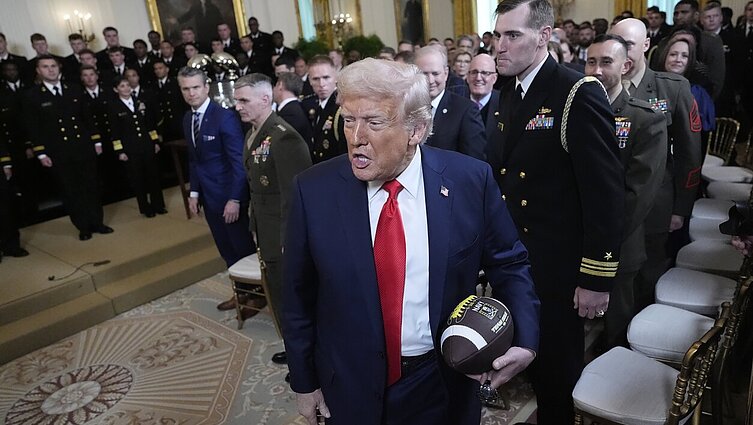 JAV svarsto, ar nutraukti tarpininkavimą siekiant taikos tarp Rusijos ir Ukrainos