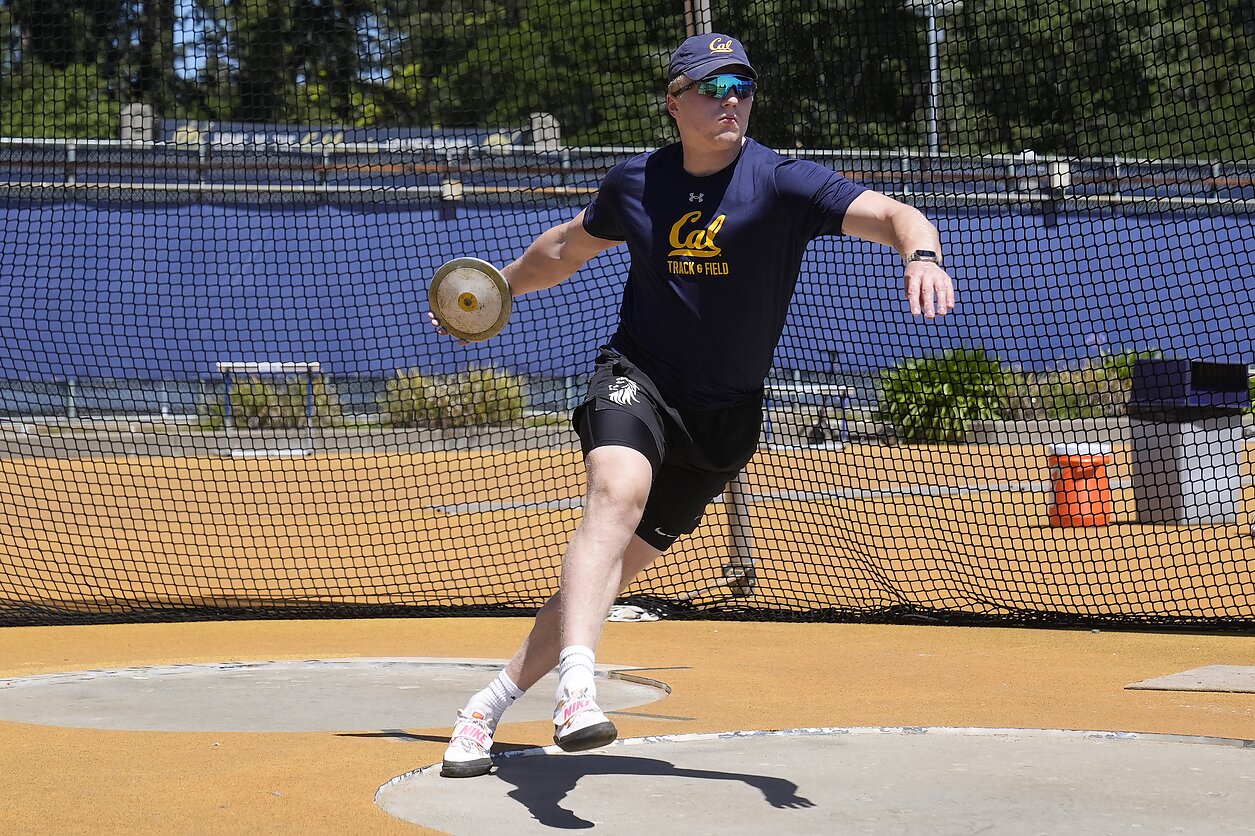 Миколас Алекна