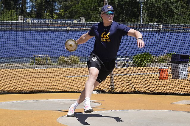 Миколас Алекна