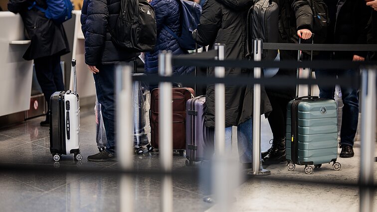 Kelionės brangsta, bet lietuvių tai neatbaido: ieško paskutinės minutės atostogų pasiūlymų