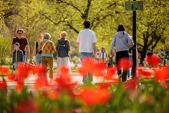 Unseasonally hot April in Vilnius