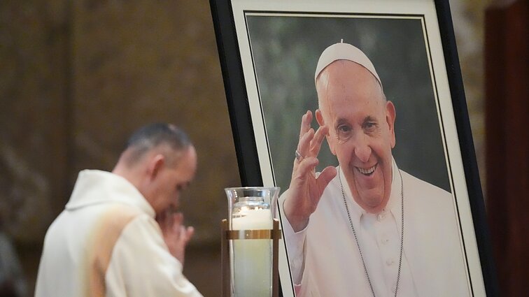 Žurnalistė Italijoje: popiežiaus kapo išlaidas padengs neatskleidžiamas geradaris