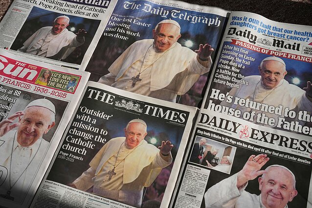 Laikraščiai praneša apie popiežiaus Pranciškaus mirtį
