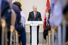 Gitanas Nausėda pasveikino į gerosios praktikos renginį susirinkusius „Lietuvos galios“ bendruomenių atstovus.