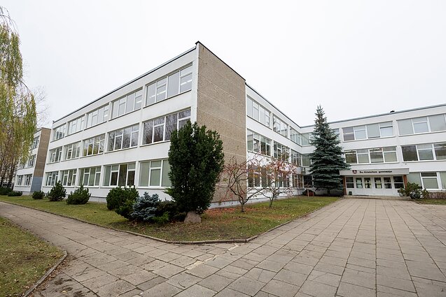 Šv. Kristoforo gimnazija Šv. Kristoforo gimnazija