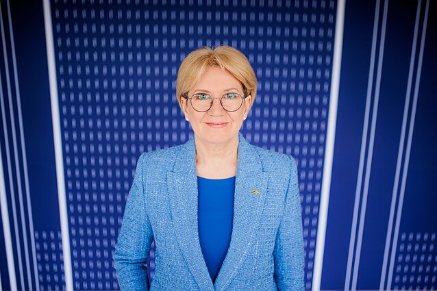 Panorama (su vertimu į gestų k.)