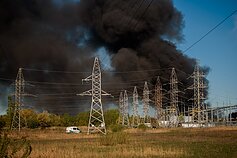 Sostinėje dega šiukšlių perdirbimo gamykla Sostinėje dega šiukšlių perdirbimo gamykla