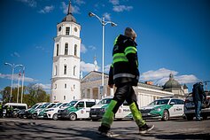 Vilniuje protestuojama prieš valdančiųjų siūlomą NT mokestį Vilniuje protestuojama prieš valdančiųjų siūlomą NT mokestį