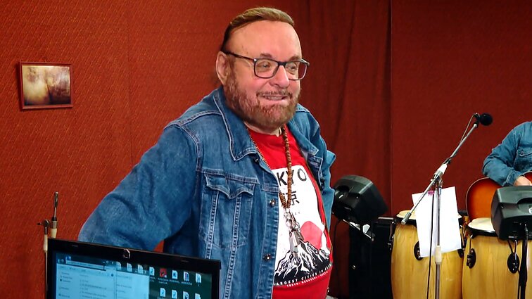 60 metų grojanti estrados legenda Mikas Suraučius: išėjus į sceną amžius nebesvarbu