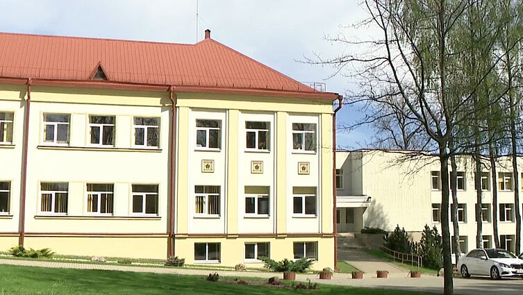 Nerimaudami dėl galimo klasės panaikinimo, Šiluvos 11-okai soc. tinkluose ieško mokinių