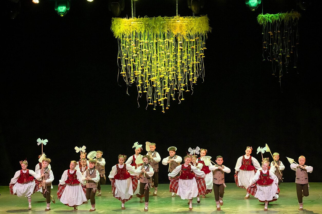 „Aguonėlė“ kviečia į įspūdingą vaikų liaudies šokių konkurso finalą