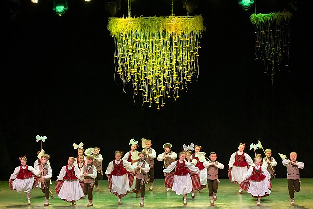 „Aguonėlė“ kviečia į įspūdingą vaikų liaudies šokių konkurso finalą