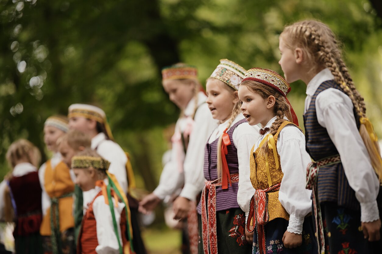 „Tramtatulio“ finale varžysis per du šimtus jaunųjų folkloro atlikėjų