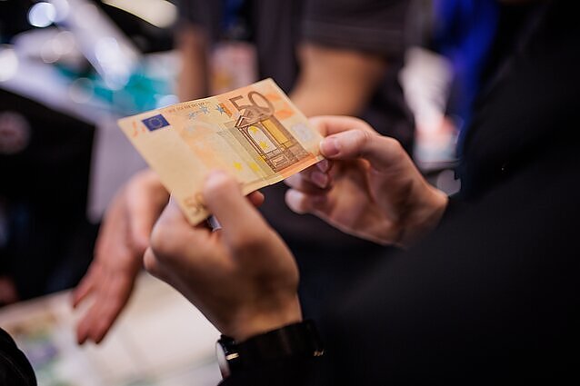 Siūlo keisti bedarbių išmokų tvarką: vieni idėjas giria, kiti – peikia