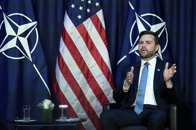JAV viceprezidentas JD Vance`as: Rusija derybose dėl taikos Ukrainoje prašo per daug