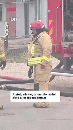 Penktadienį per pietus Alytuje kilo didelis metalo laužo gaisras