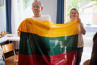 Grupė „Katarsis“ ir Lietuvos eurovizinė delegacija susitiko su Šveicarijoje gyvenančiais lietuviais Grupė „Katarsis“ ir Lietuvos eurovizinė delegacija susitiko su Šveicarijoje gyvenančiais lietuviais