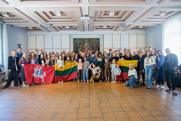 Grupė „Katarsis“ ir Lietuvos eurovizinė delegacija susitiko su Šveicarijoje gyvenančiais lietuviais Grupė „Katarsis“ ir Lietuvos eurovizinė delegacija susitiko su Šveicarijoje gyvenančiais lietuviais
