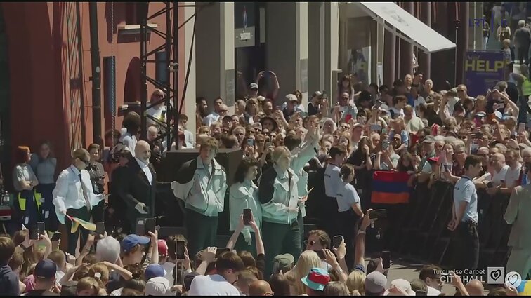 Lietuvių dizainerės kurtais rūbais „Katarsis“ žengė Turkio spalvos kilimu