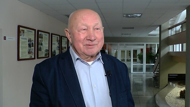 50 metų profesinei mokyklai vadovaujantis Vladas: pareiga verčia neapkerpėti