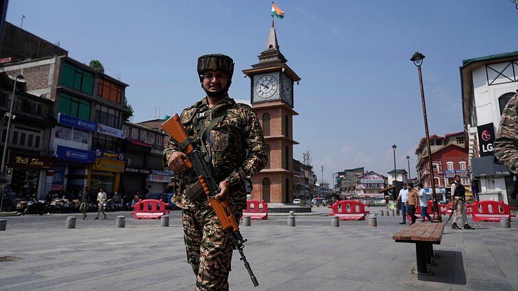 Indijos ir Pakistano konfliktą aptaręs profesorius: nei viena pusė nenori ilgalaikio karo