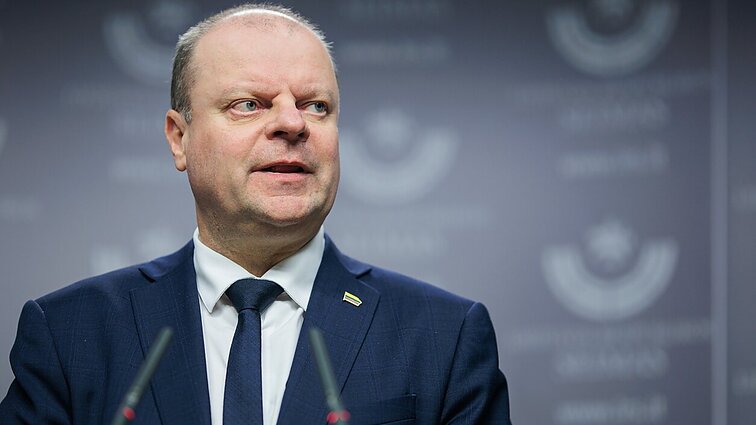 Skvernelis apie pirmuosius Seimo žingsnius nemokamų abortų link: bendro sprendimo nėra