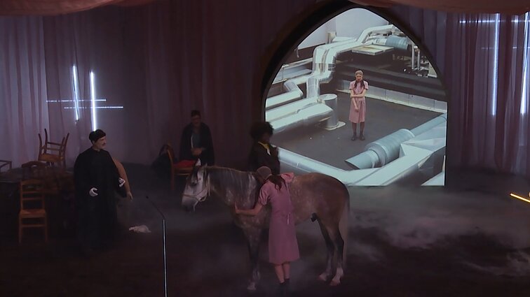 Klaipėdoje prasideda tarptautinis teatro festivalis: žiūrovai kviečiami sutikti žvėrį