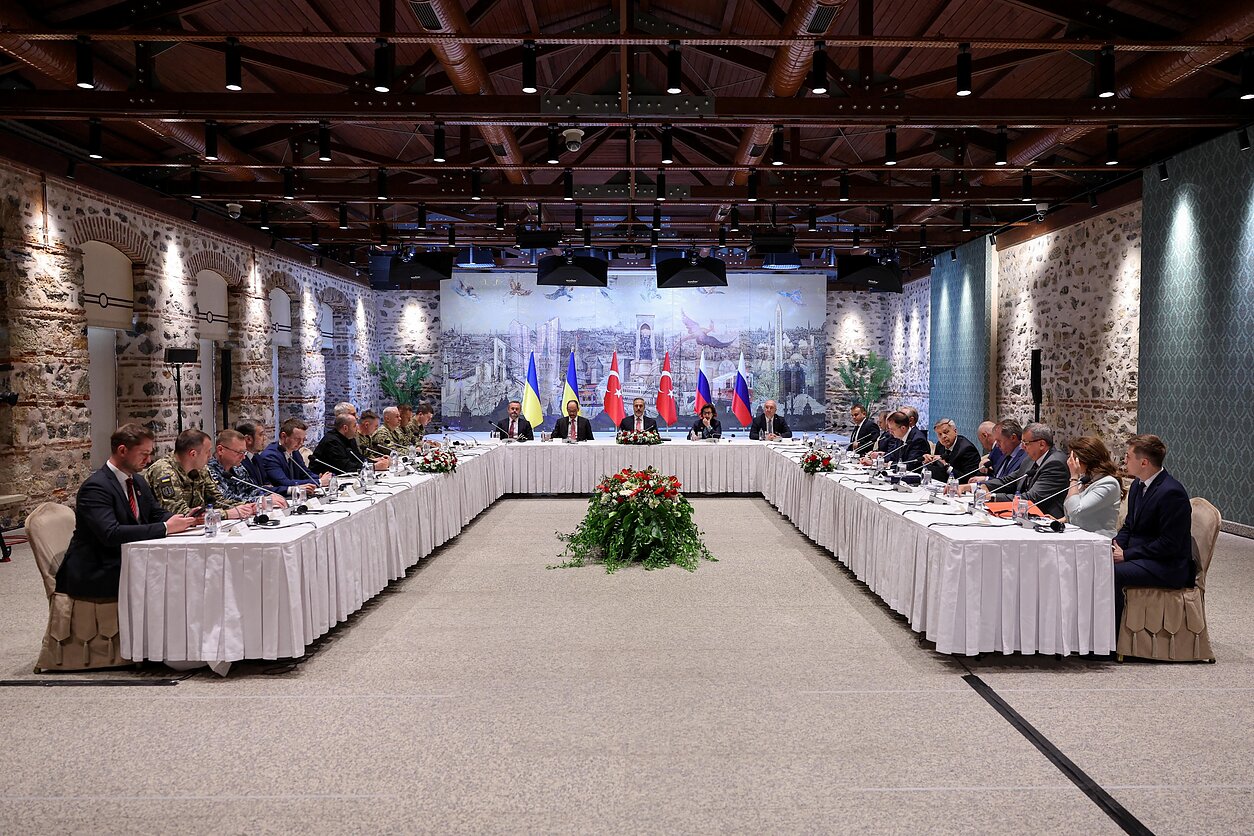 Ukrainos ir Rusijos derybos Stambule Ukrainos ir Rusijos derybos Stambule