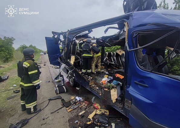 Rusiškas bandymas siekti taikos: po derybų su Kyjivu – mirtinas išpuolis dronais